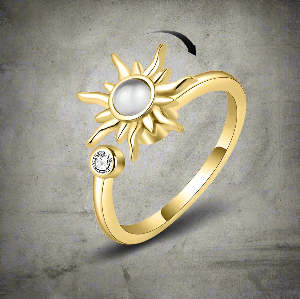Soleil Sérénité ☀️🌙 Sun Pearl Spinner Ring | Gold
